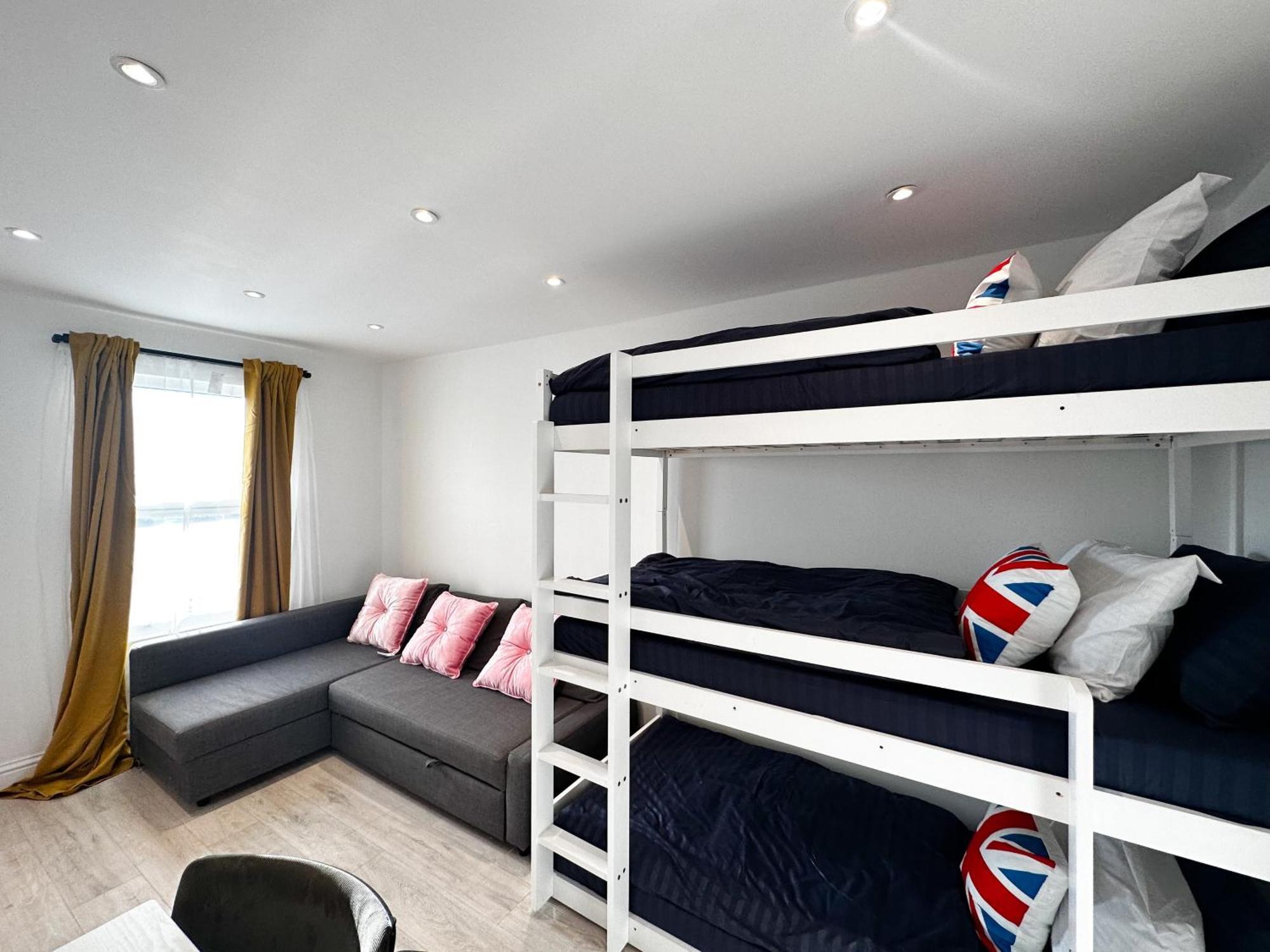 Flat A Stay In Earlsfield Лондон Екстериор снимка